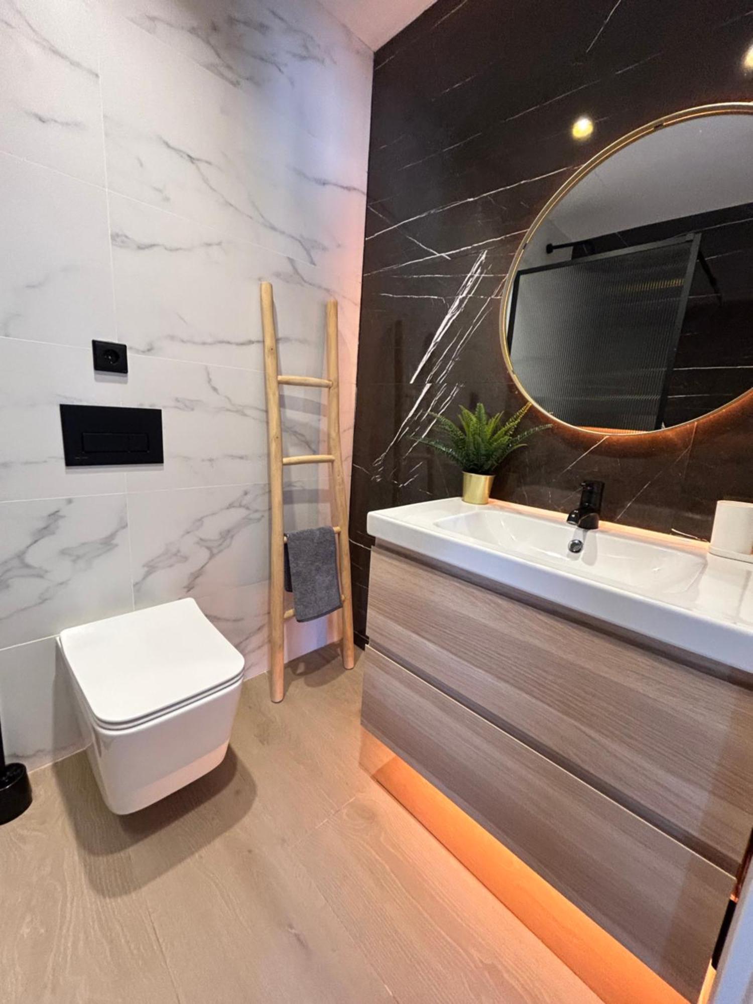 אונטיניינט Apartments & Boutique Meraki מראה חיצוני תמונה